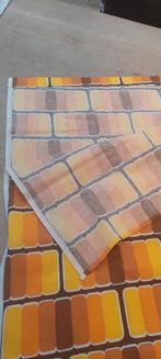 Heel leuk vintage stofje, 140x 90 cm, katoen, Hobby en Vrije tijd, Stoffen en Lappen, Ophalen of Verzenden, Katoen, 30 tot 200 cm