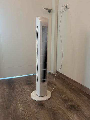 Staande ventilator wit beschikbaar voor biedingen