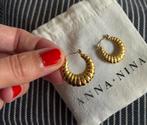 Anna + Nina croissant creolen, goldplated oorbellen, setje, Sieraden, Tassen en Uiterlijk, Oorbellen, Hangers, Nieuw, Ophalen of Verzenden
