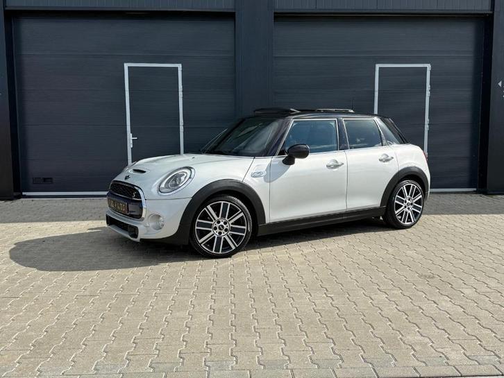 Mini Cooper S 2.0 2015/pano/NAP/2de eigenaar/harman kardon, Auto's, Mini, Bedrijf, Cooper S, ABS, Achteruitrijcamera, Adaptive Cruise Control