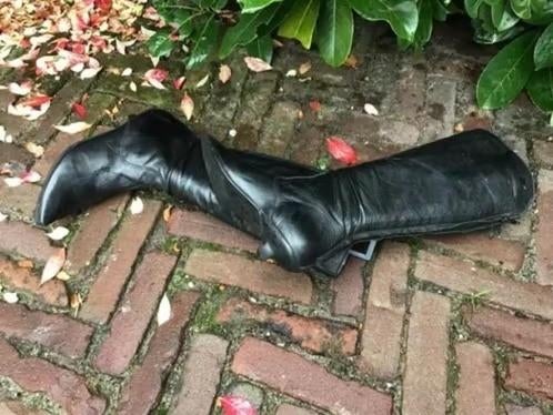 VINTAGE LAARZEN MT 36 ZWART, NU GEEN VERZENDKOSTEN PER POST, Hoge laarzen, Zwart, Ophalen of Verzenden, Zo goed als nieuw