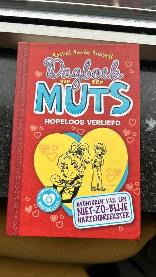 Dagboek van een muts deel 6 - Hopeloos verliefd, Boeken, Kinderboeken | Jeugd | 10 tot 12 jaar, Zo goed als nieuw, Ophalen of Verzenden