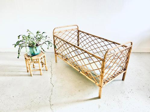 Vintage ledikant jaren 50/60 peuter bed kind, Kinderen en Baby's, Babywiegjes en Ledikanten, Gebruikt, Ledikant, Ophalen