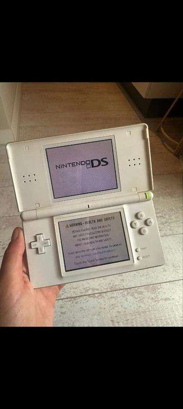 Nintendo DS lite beschikbaar voor biedingen