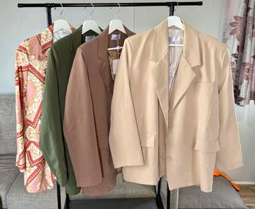 Restpartij dames colberts lvcilia 8 stuks nieuw beschikbaar voor biedingen