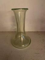 Vintage vaasje met groene schijn, Huis en Inrichting, Woonaccessoires | Vazen, Ophalen, Minder dan 50 cm, Groen, Glas