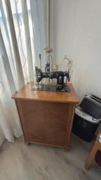 Pfaff 130 naaimachine met kast, Ophalen