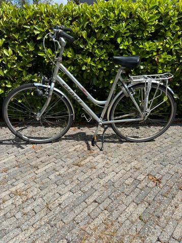 Giant damesfiets Town Melbourne beschikbaar voor biedingen