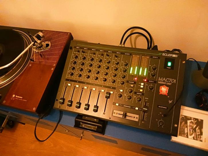 Ecler MAC70i Mengpaneel, Muziek en Instrumenten, Mengpanelen, Zo goed als nieuw, 5 tot 10 kanalen, Microfooningang, Ophalen of Verzenden