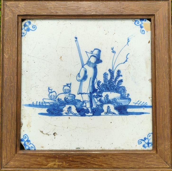 Antieke tegel met herder + schapen. Spinnekopjes in hoeken, Antiek en Kunst, Antiek | Wandborden en Tegels, Ophalen of Verzenden