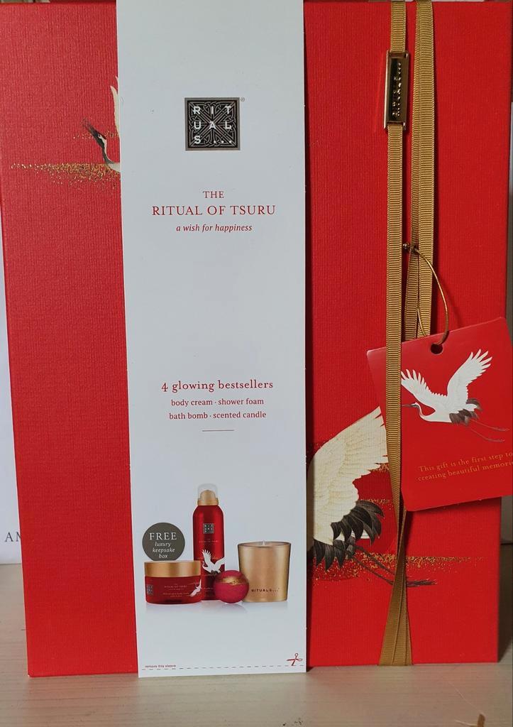 Rituals Tsuru giftbox, Sieraden, Tassen en Uiterlijk, Uiterlijk | Lichaamsverzorging, Nieuw, Bad & Douche, Ophalen