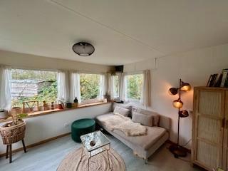 Tiny House/Stacaravan/Chalet 2 slaapkamers-complete keuken, Caravans en Kamperen, Stacaravans, tot en met 4, Ophalen