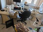 Mooi groot bureau met draai gedeelte ., Ophalen, Zo goed als nieuw