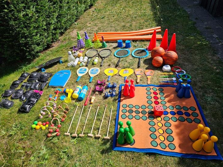 Buitenspeelgoed, extra groot Mens erger je niet, rackets etc, Kinderen en Baby's, Speelgoed | Buiten | Los speelgoed, Ophalen