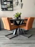 Industriële eetkamerstoelen cognac 4 stuks, Huis en Inrichting, Stoelen, Ophalen, Zo goed als nieuw, Bruin, Stof