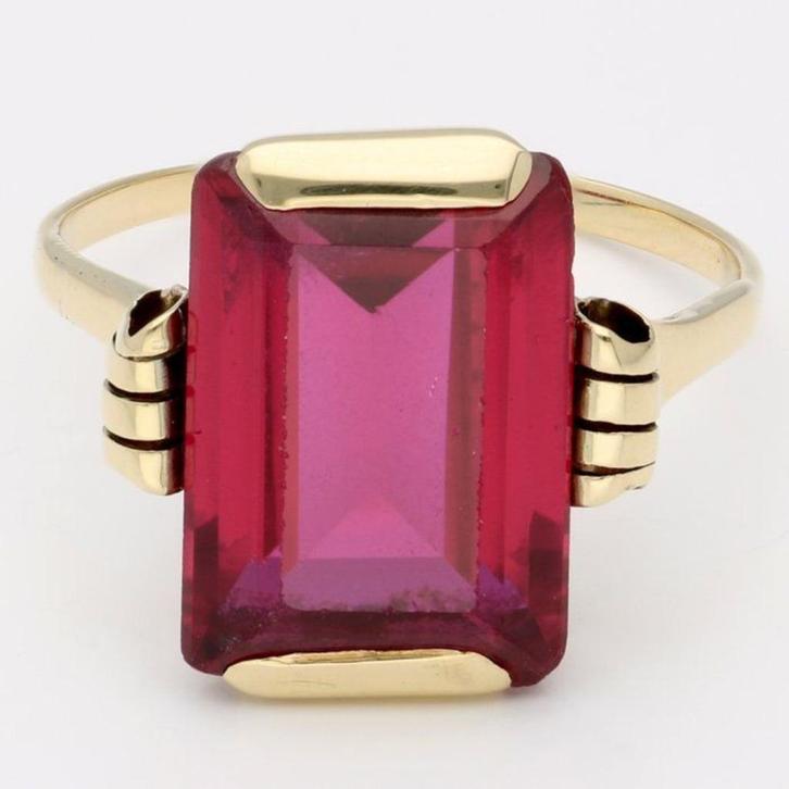 Antieke Art deco 14 K ring gezet met synthetische robijn 7,3, Sieraden, Tassen en Uiterlijk, Antieke sieraden, Ring, Goud, Met edelsteen