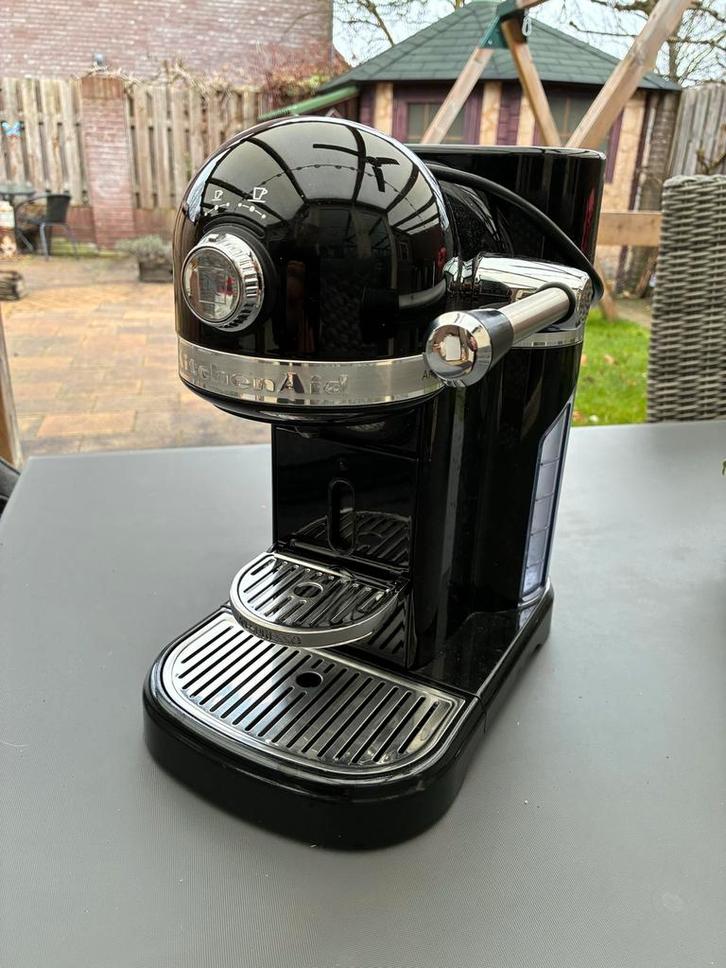 KitchenAid Nespresso Koffiemachine (lekt), Witgoed en Apparatuur, Koffiezetapparaten, Gebruikt, Koffiepads en cups, Espresso apparaat