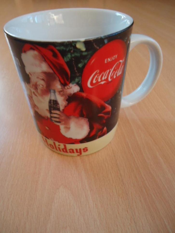 Coca Cola mok, Kerst, Kerstman met hondje, Verzamelen, Merken en Reclamevoorwerpen, Zo goed als nieuw, Gebruiksvoorwerp, Ophalen of Verzenden