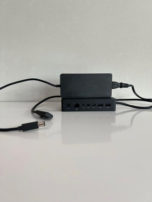 Microsoft Surface Docking Station - Model 1661, Computers en Software, Dockingstations, Gebruikt, Docking station, Laptop, Ophalen