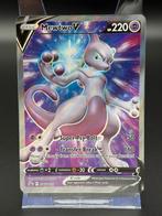 Mewtwo V - Pokémon Sword Shield Promo - #229 SWSH, Ophalen of Verzenden, Zo goed als nieuw, Losse kaart, Foil