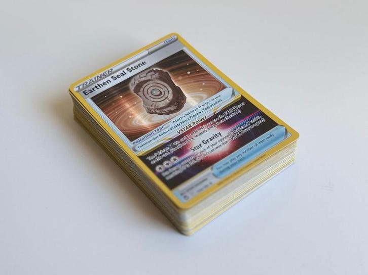 Silver Tempest 61 unieke kaarten (Incl Reverse, Holo, Rare), Hobby en Vrije tijd, Verzamelkaartspellen | Pokémon, Nieuw, Meerdere kaarten