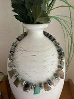 Ketting met agaat hangers en schelp schijfjes, Ophalen of Verzenden, Nieuw, Steen of Mineraal, Met edelsteen