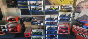 winkel presentatie glas stelling Siletsy beschikbaar voor biedingen