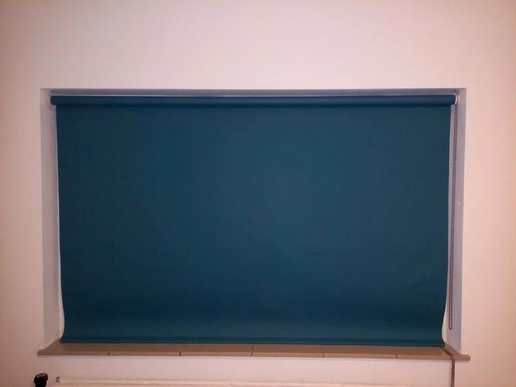 Groene Rolgordijnen verduisterend, Huis en Inrichting, Stoffering | Gordijnen en Lamellen, Zo goed als nieuw, 150 tot 200 cm, 150 tot 200 cm