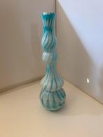 Murano vinage 70’s hoge vaas. Lichtblauw glas, Antiek en Kunst, Antiek | Vazen, Ophalen of Verzenden