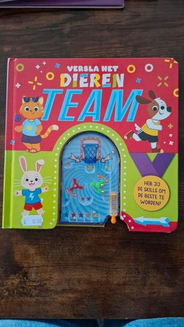 Claire Mowat - Versla het dierenteam beschikbaar voor biedingen