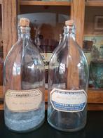 ALKMAAR  2 oude apothekersflessen 1964 en 1967 apotheek, Antiek en Kunst, Antiek | Glas en Kristal, Ophalen of Verzenden