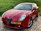 Alfa Romeo Giulietta 1.4 170PK Turbo 2011 Rood 2e eigenaar!, Voorwielaandrijving, 65 €/maand, Zwart, 4 cilinders