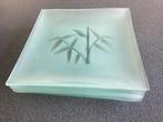 7 vierkanten glazen borden ingeëtst bamboe.motief 18x18 zgan, Ophalen of Verzenden, Bord(en), Overige stijlen, Glas