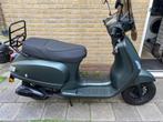 Senzo rivalux bromscooter, Fietsen en Brommers, Scooters | Overige merken, Ophalen, Maximaal 45 km/u, Zo goed als nieuw, Senzo