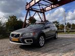 Volvo XC70 2.4 D5 AWD Kinetic 2008 Grijs, Auto's, Volvo, Automaat, 193 €/maand, XC70, Leder