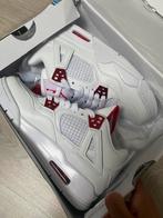 Jordan 4 metallic red Maat 39, Ophalen of Verzenden, Nieuw, Wit