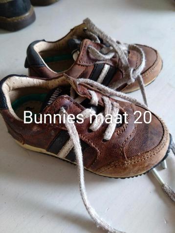 Jongens schoenen  beschikbaar voor biedingen