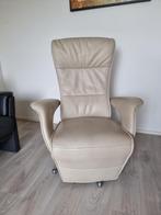 Relaxfauteuil met elektrische bediening, Ophalen, Gebruikt, Leer, 75 tot 100 cm