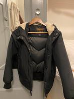 Woolrich puffer jas zwarte, Maat 38/40 (M), Ophalen of Verzenden, Zo goed als nieuw, Zwart