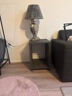 Houten bijzettafel met lamp, Ophalen, Zo goed als nieuw, Hout, Minder dan 100 cm