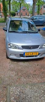 Mazda Demio 1.3 Comfort 2002 Grijs, Auto's, Voorwielaandrijving, 410 kg, Handgeschakeld, Particulier