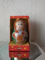 zeldzaam blikje kersthanger matroesjka / baboesjka met thee, Ophalen of Verzenden, Nieuw, Thee, Overige merken
