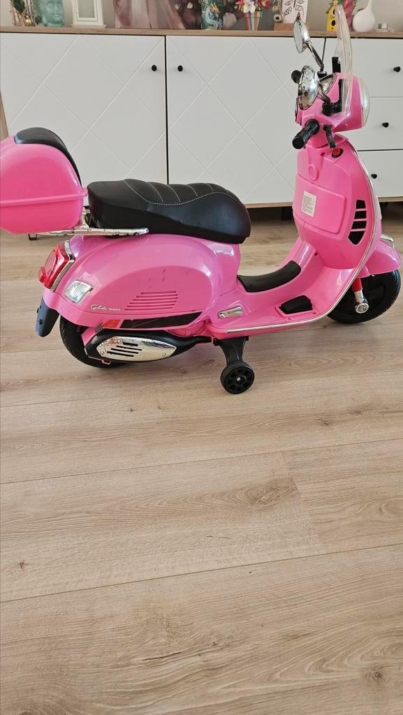 Mooie roze scooter, Kinderen en Baby's, Speelgoed | Buiten | Voertuigen en Loopfietsen, Gebruikt, Trapvoertuig, Ophalen