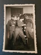 100%orig wo2 foto lachwekkendegasmasker ,dolk, Verzamelen, Ophalen of Verzenden, Duitsland, Mes of Dolk