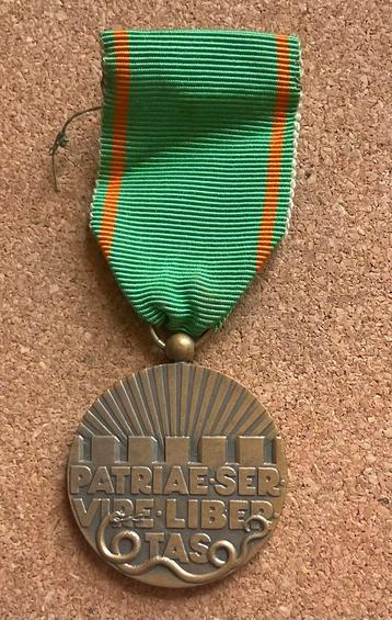 Vrijwilligersmedaille Openbare Orde en Veiligheid beschikbaar voor biedingen