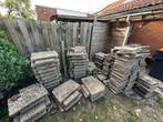 Gebruikte betonnen tegels + grindtegels, Tuin en Terras, Tegels en Klinkers, Gebruikt, Ophalen of Verzenden, 10 m² of meer, Beton
