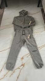 Essentials tracksuit dark oatmeal, Kleding | Heren, Heren-kledingpakketten, Ophalen of Verzenden, Zo goed als nieuw