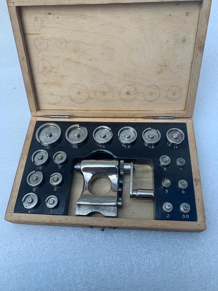 Horloge Verenwinders – Voor de horlogemaker, Antiek en Kunst, Antiek | Gereedschap en Instrumenten, Ophalen