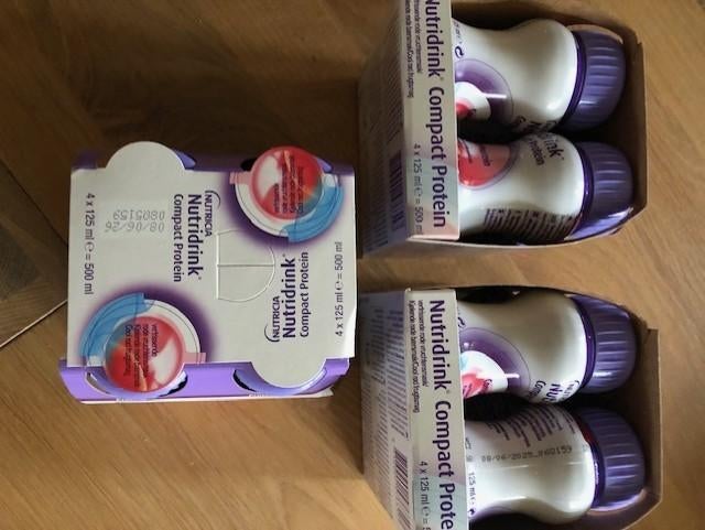 Nutridrink , datum 8/6/26 . 12 x 125ml , rode bessen, Sport en Fitness, Gezondheidsproducten en Wellness, Ophalen of Verzenden