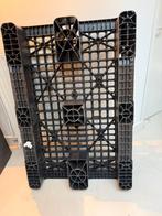 Gratis af te halen diverse zwarte plastic pallets, Ophalen, Zo goed als nieuw, Minder dan 180 cm, Palen